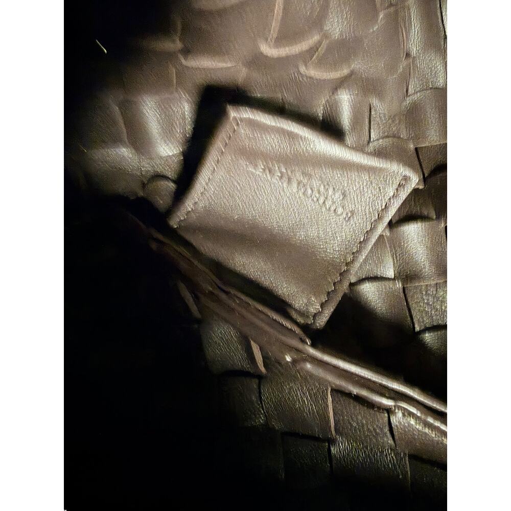 Bottega Veneta NWOT Medium Campana Intrecciato Leather Shoulder Bag in Fondant - Picture 10 of 15
